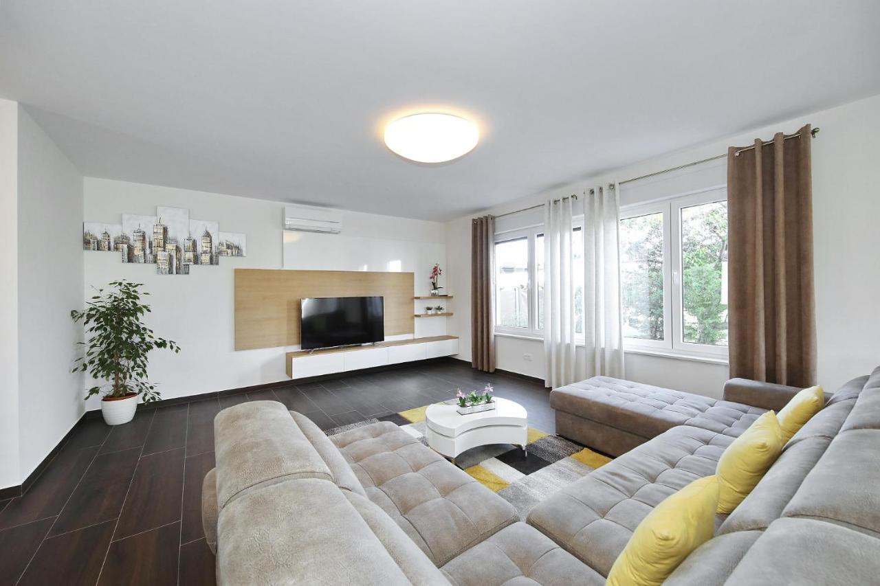 Villas A & N Zaton  Buitenkant foto